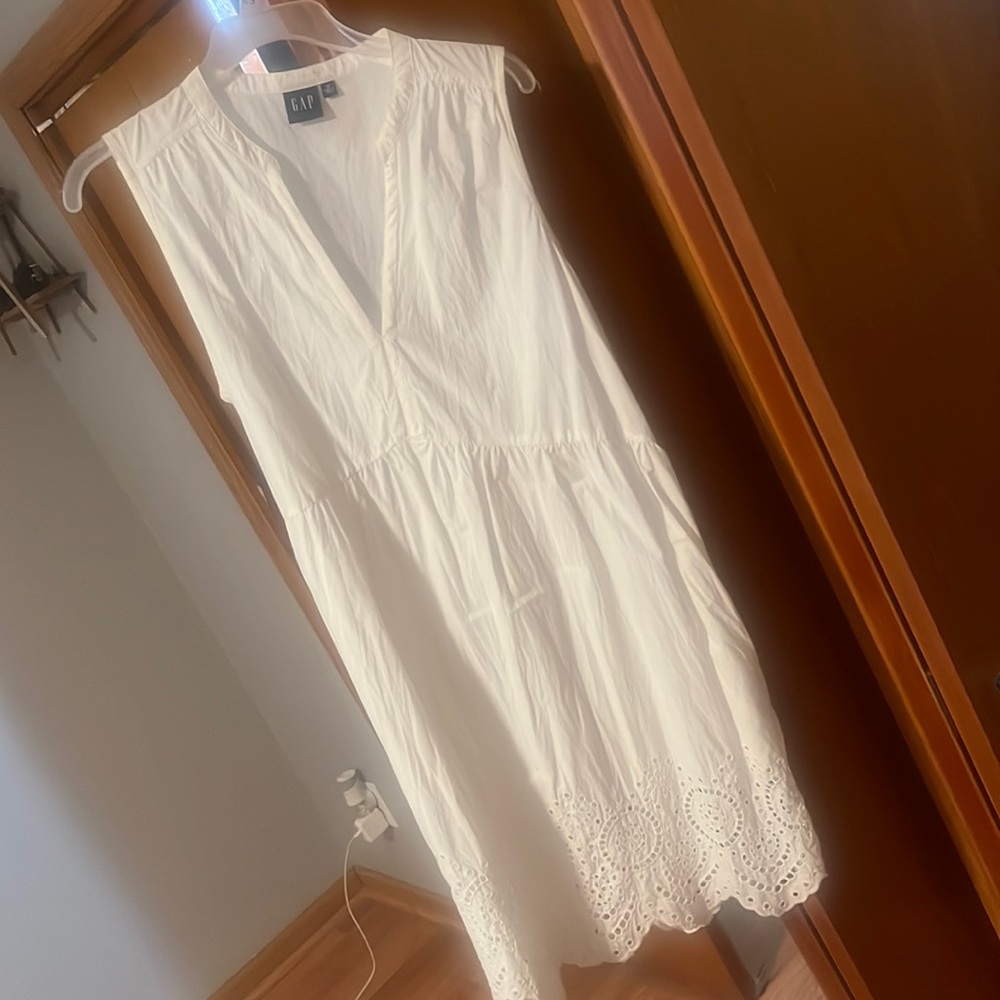 Gap white mini dress eyelet detail at hem